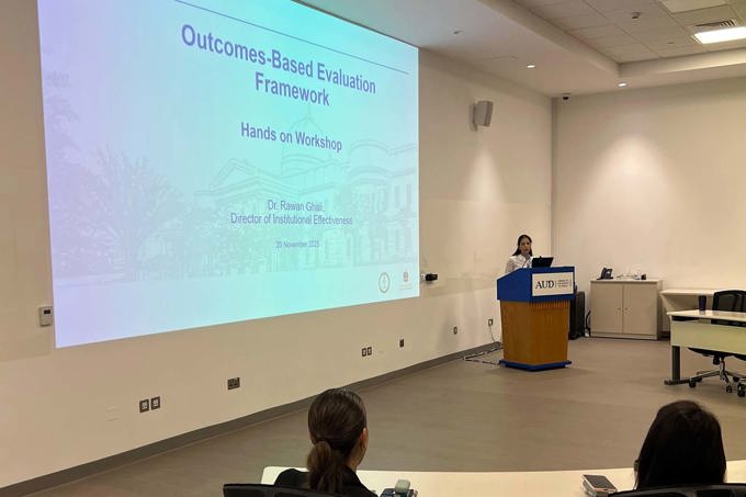 Institutional Effectiveness leads workshop on outcomes-based evaluation and data governance